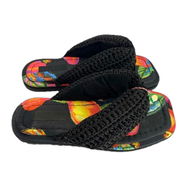 Farm Rio Cashew Crochet Puffy Flip Flop Size 6 NWOT - Picture 3 of 11